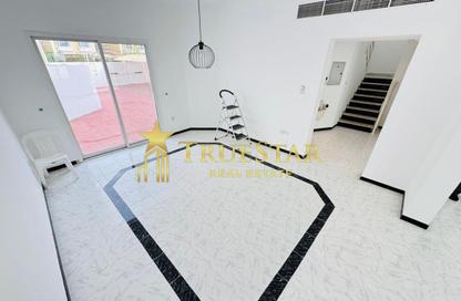 Villa - 3 Bedrooms - 4 Bathrooms for rent in Jumeirah 3 Villas - Jumeirah 3 - Jumeirah - Dubai