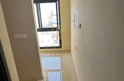 شقة - 1 حمام للايجار في الكرامة - دبي