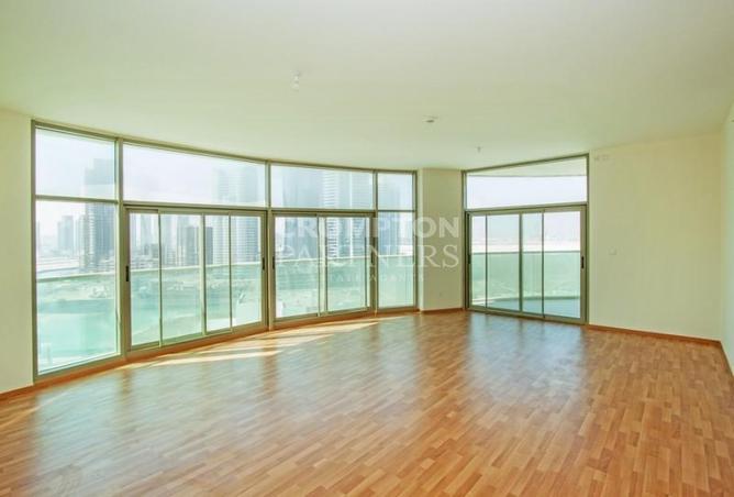 71502685 - Property Image 3