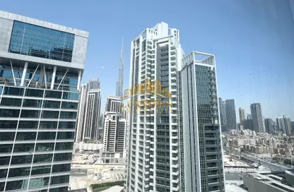 شقة - غرفة نوم - 2 حمامات للايجار في حافة الخليج - الخليج التجاري - دبي