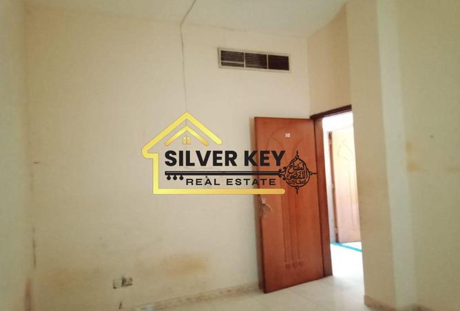 102000484 - Property Image 2