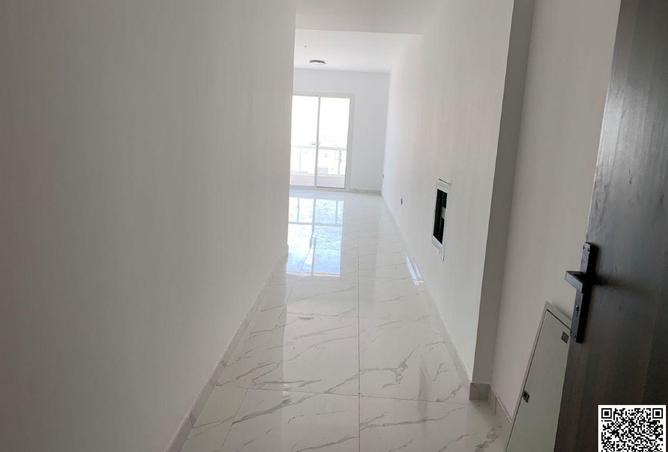 100860557 - Property Image 3