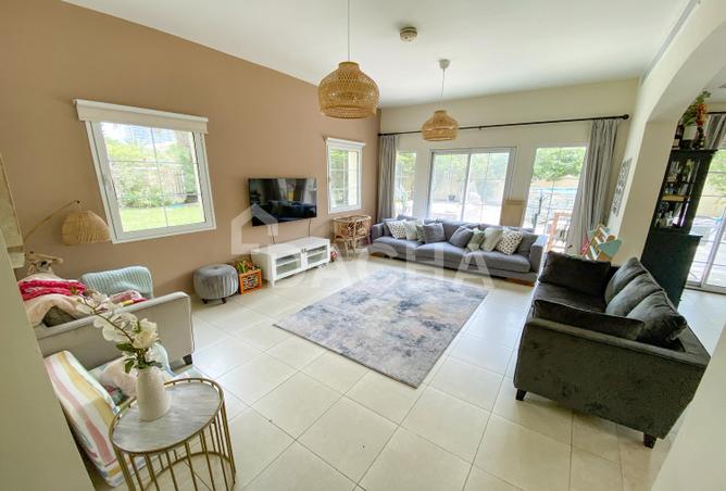 62454867 - Property Image 2