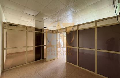 Retail - Studio for rent in Building Z04 - England Cluster - International City - Dubai Retail - Studio for rent in Building Z04 - England Cluster - International City - Dubai