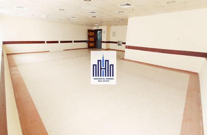 Office Space - Studio - 1 Bathroom for rent in Muwailih Building - Muwaileh - Sharjah