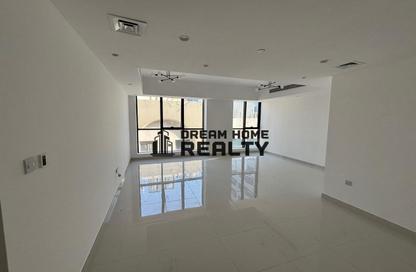Apartment - 2 - 3 for rent in Al Majaz 3 - Al Majaz - Sharjah