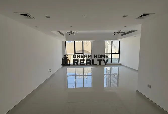 145990004 - Property Image 2