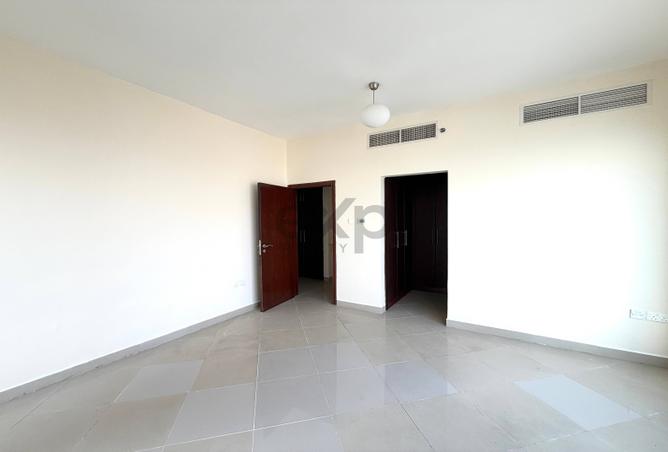 125639169 - Property Image 2