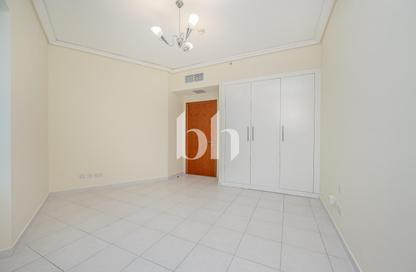Apartment - 2 Bedrooms - 2 Bathrooms for rent in 21st Century Tower - Sheikh Zayed Road - Dubai Apartment - 2 Bedrooms - 2 Bathrooms for rent in 21st Century Tower - Sheikh Zayed Road - Dubai