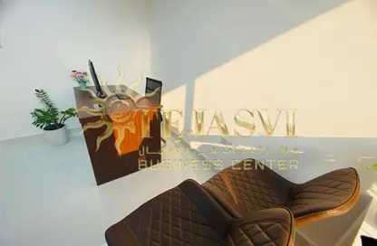 مكتب - غرفة نوم - 1 حمام للايجار في مبنى سيلفر هوم - هور العنز - ديرة - دبي
