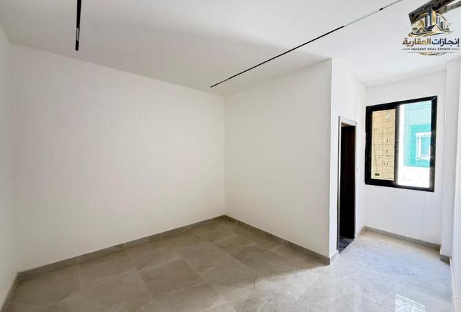 90056728 - Property Image 3