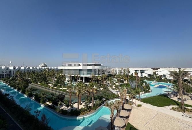 FIRST LINE, VIEW TO LAGOON AND PRIVATE BEACH
