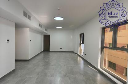 Apartment - 3 Bedrooms - 4 Bathrooms for rent in Riviera Tower - Al Majaz 3 - Al Majaz - Sharjah