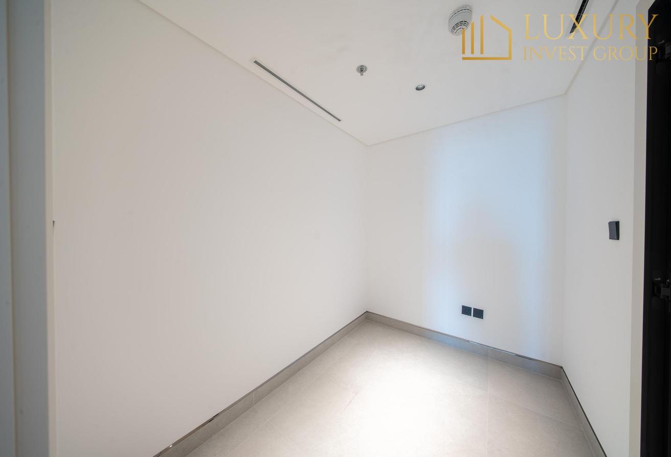 Private Beach | Full Sea Views | Upgraded photo 16