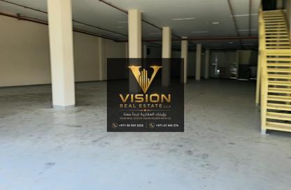 Warehouse - Studio - 2 Bathrooms for rent in Umm Al Thuoob - Umm Al Quwain