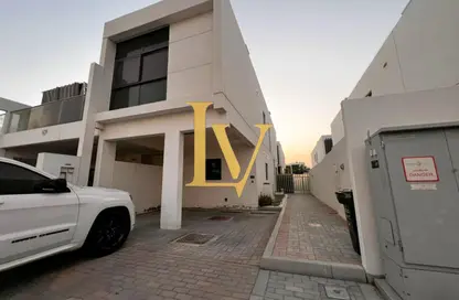 تاون هاوس - 3 غرف نوم - 5 حمامات للايجار في جنوسيا - داماك هيلز 2 - دبي