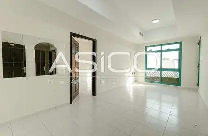 Apartment - 1 Bedroom - 1 Bathroom for rent in Al Muraqqabat - Deira - Dubai