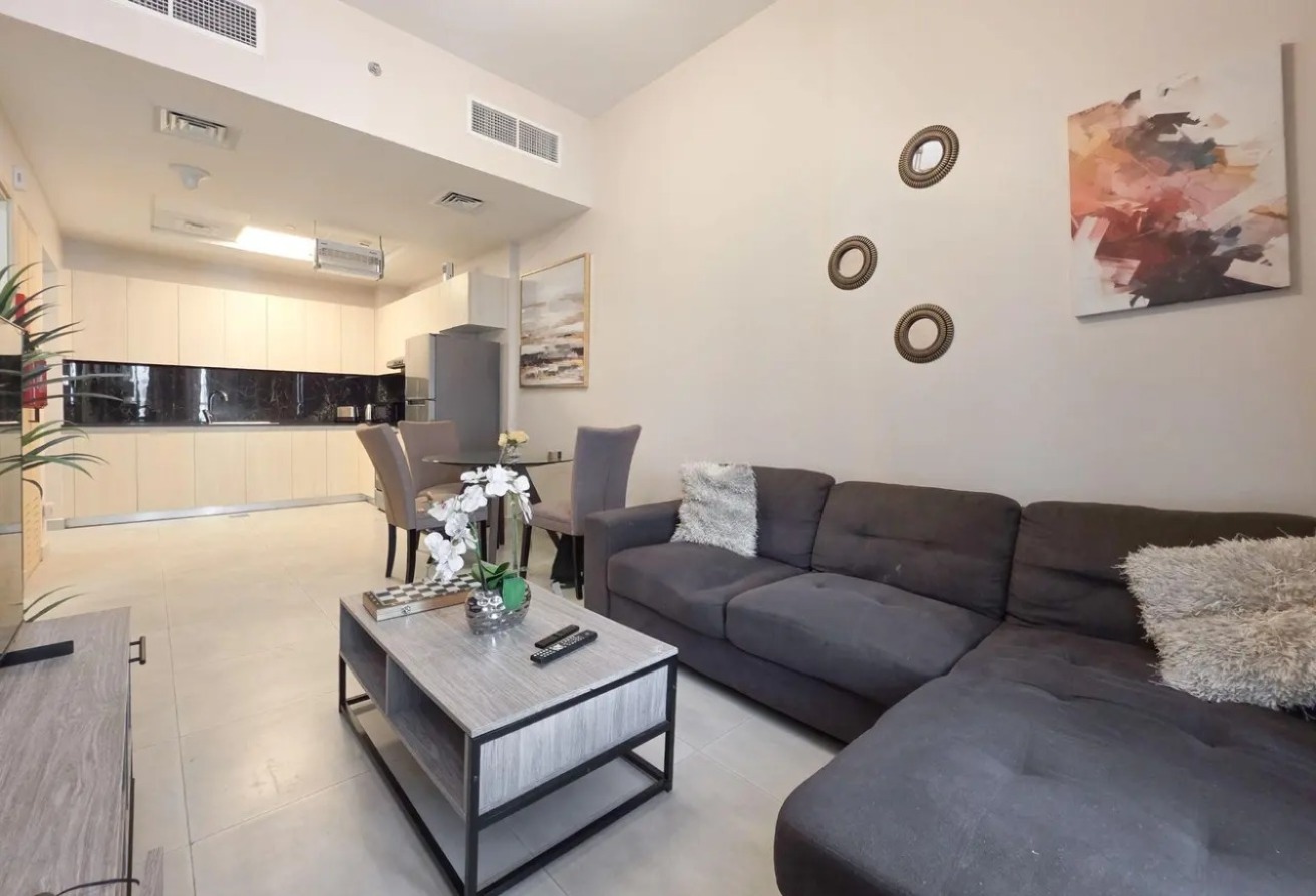 Modern Living | Prime Location | Multiple CHQ |68k gallery image