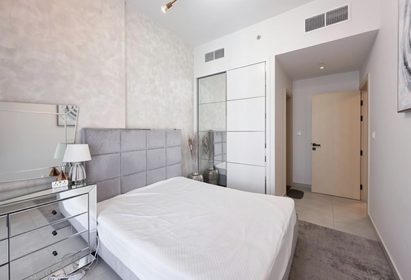 Modern Living | Prime Location | Multiple CHQ |68k gallery image
