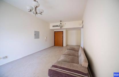 Apartment - 1 - 1 for rent in Universal Apartments - CBD (Central Business District) - International City - Dubai Apartment - 1 - 1 for rent in Universal Apartments - CBD (Central Business District) - International City - Dubai