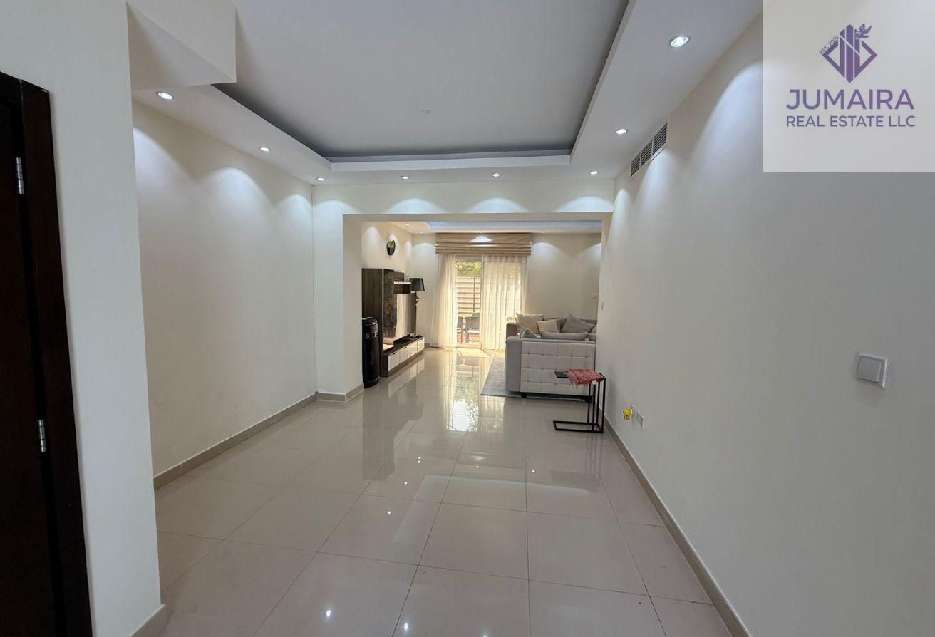 Calm and Charm Living | Beautifully Furnished