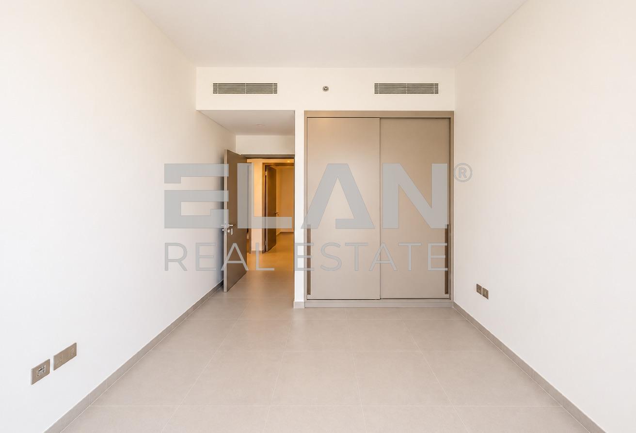 Unfurnished | Burj and Fountain Views | Bright photo 9