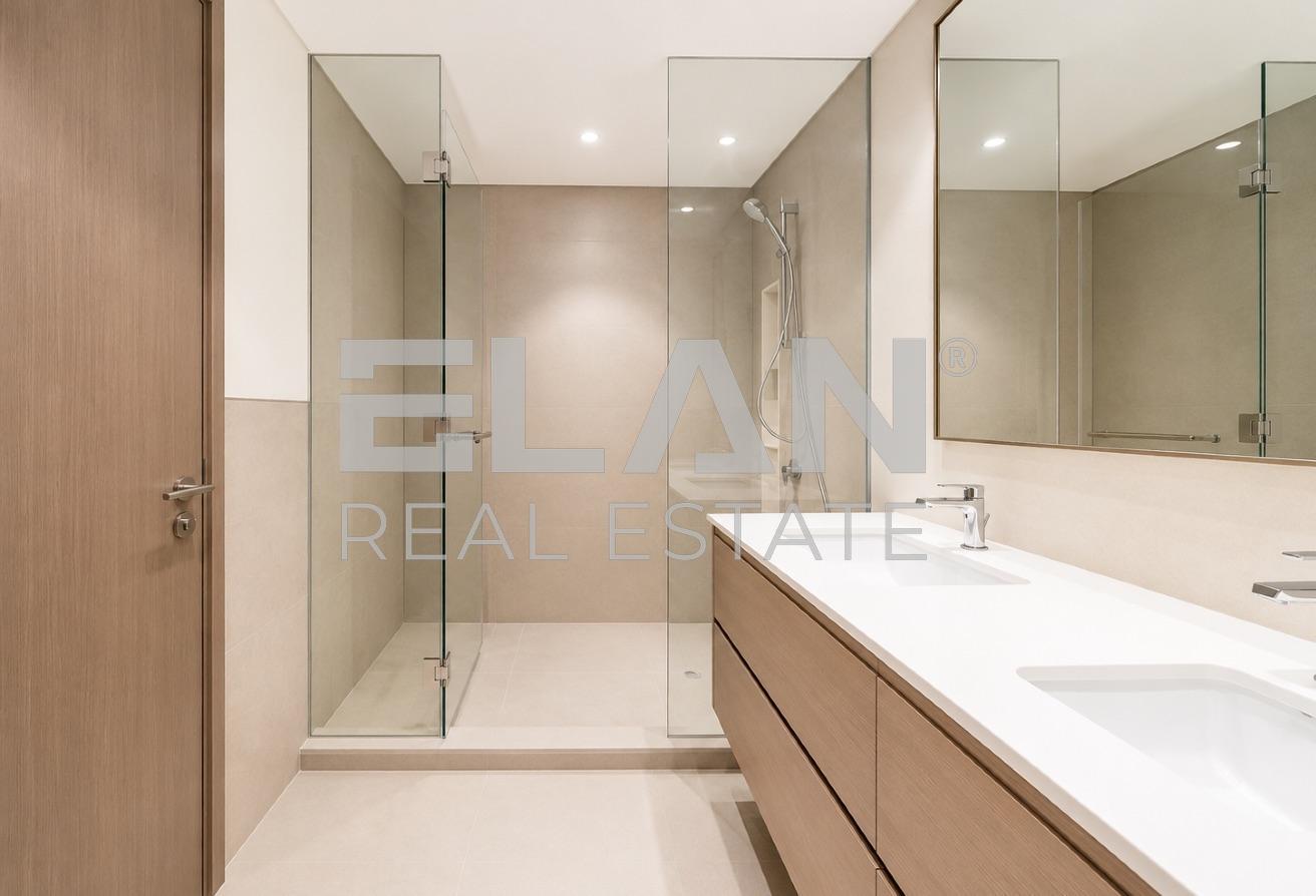 Unfurnished | Burj and Fountain Views | Bright photo 11