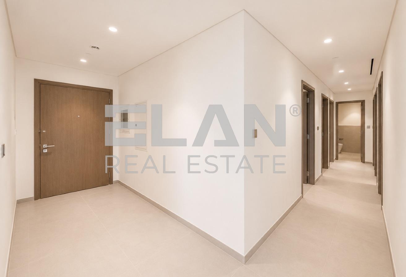 Unfurnished | Burj and Fountain Views | Bright photo 10