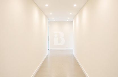 Office Space - Studio for rent in The Burlington - Business Bay - Dubai