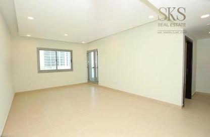 Apartment - 1 - 1 for rent in Marina First Tower - Dubai Marina - Dubai