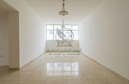 Apartment - 2 - 3 for rent in Al Majaz 2 - Al Majaz - Sharjah