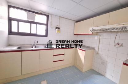 Apartment - 2 - 2 for rent in Al Majaz 2 - Al Majaz - Sharjah