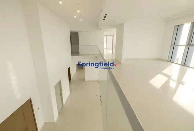 156010338 - Property Image 2
