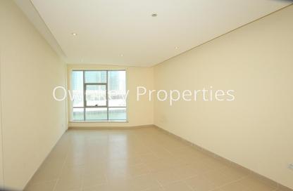 Apartment - Studio - 1 for rent in Marina First Tower - Dubai Marina - Dubai