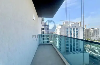 Apartment - 1 Bedroom - 2 Bathrooms for rent in Jumeirah Garden City - Al Satwa - Dubai