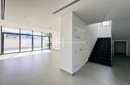 Villa - 4 Bedrooms - 5 Bathrooms for rent in Al Barsha 1 - Al Barsha - Dubai