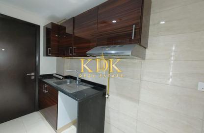 Apartment - Studio - 1 for rent in Royal JVC Building - District 10 - Jumeirah Village Circle - Dubai