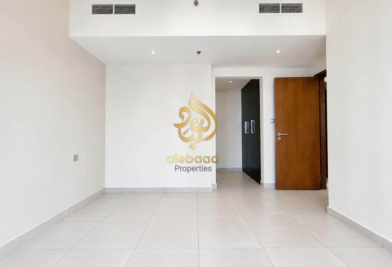 Book Now | Luxury Apartment photo 6