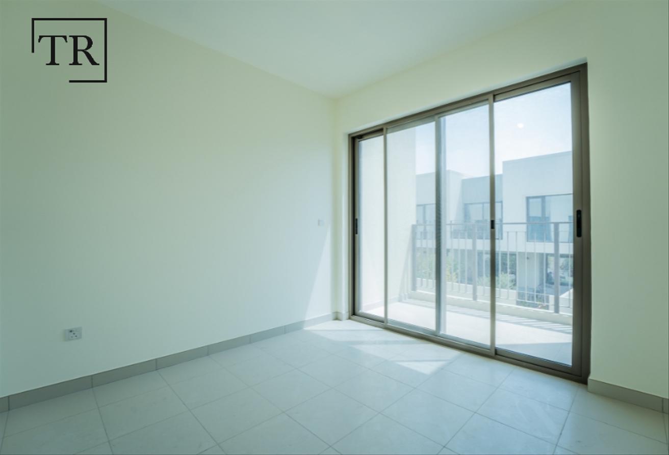 Near Pool & Park | Wide Layout | Premium Finishes photo 8