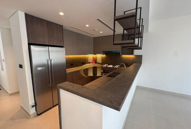 69504454 - Property Image 2