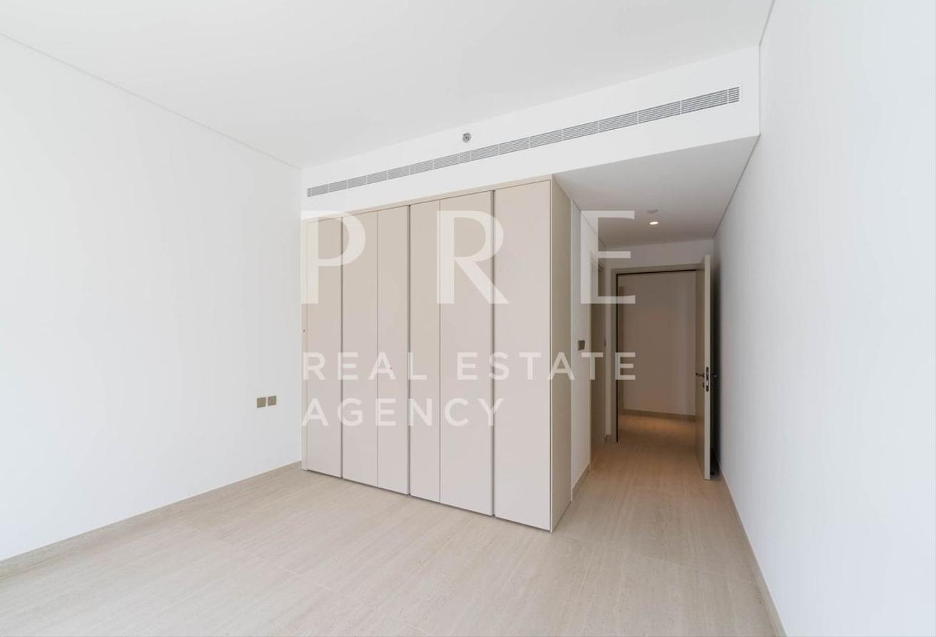 Stunning 2 bed + Maids | Corner Layout | Serenia photo 11