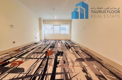 Apartment - Studio - 1 for rent in Al Jazeira Road - Al Muraqqabat - Deira - Dubai
