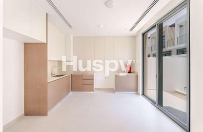 Townhouse - 4 - 4 for sale in Greenview 3 - Emaar South - Dubai South (Dubai World Central) - Dubai Townhouse - 4 - 4 for sale in Greenview 3 - Emaar South - Dubai South (Dubai World Central) - Dubai
