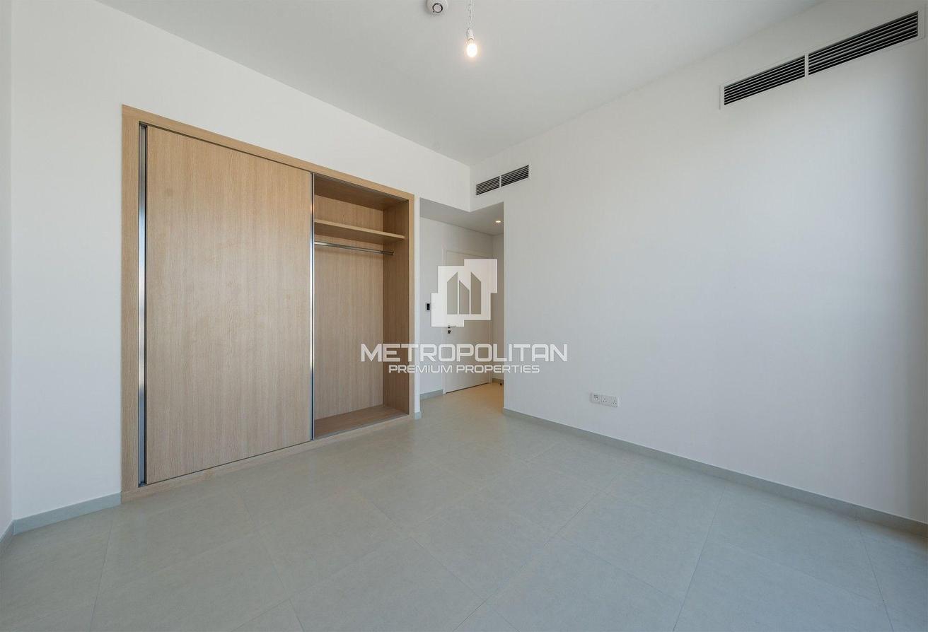 Brand New | Ready to Move In | Spacious Layout photo 12