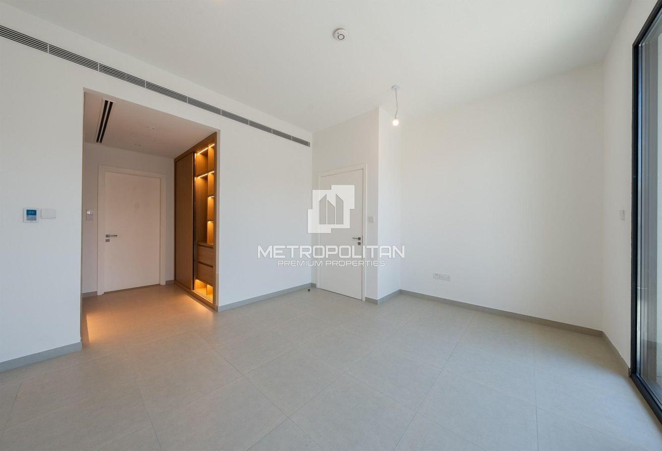 Brand New | Ready to Move In | Spacious Layout photo 17