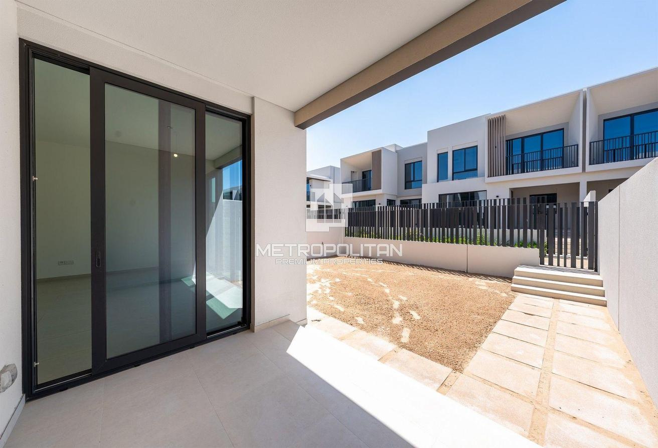 Brand New | Ready to Move In | Spacious Layout photo 25