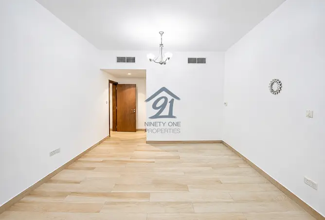 125153999 - Property Image 2
