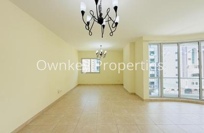 Apartment - 2 Bedrooms - 3 Bathrooms for rent in Blue Waves Residence - Al Mankhool - Bur Dubai - Dubai