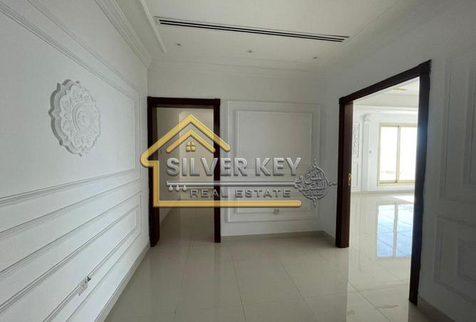 67444998 - Property Image 2