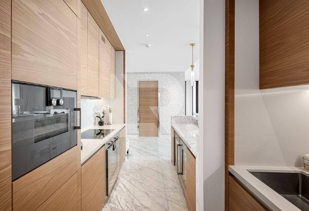 Exquisite Private Home by Award-Winning Designer photo 6